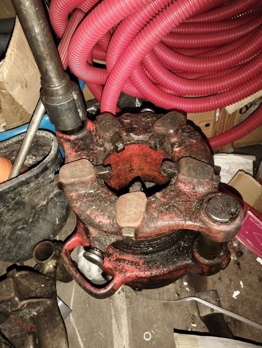 Equipamentos e ferramentas e acessórios