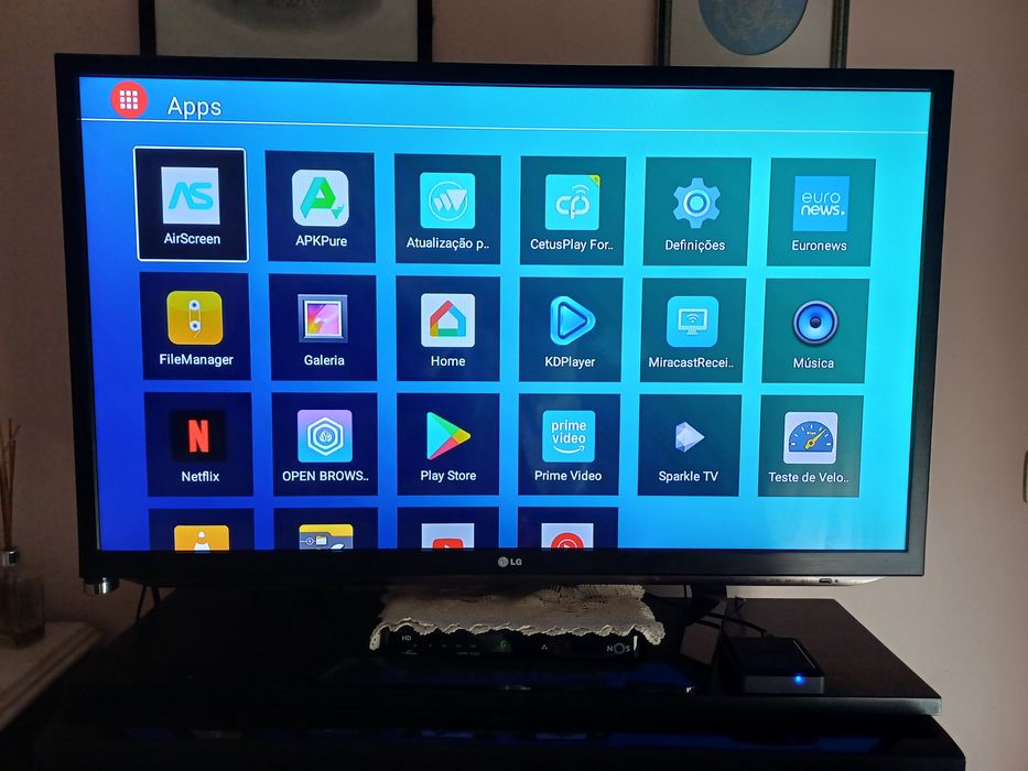 Box tv androide 14 q7 - 8GB + 128GB - Excelente.