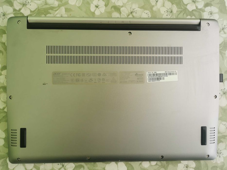 Acer Swift 3 i5, 8 Gb RAM, 256 Gb SSD, klawiatura z fabryczną cyrylicą