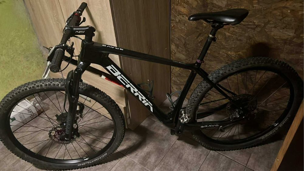 Berria Bravo Carbono 29  Alta Performance a Preço Imbatível