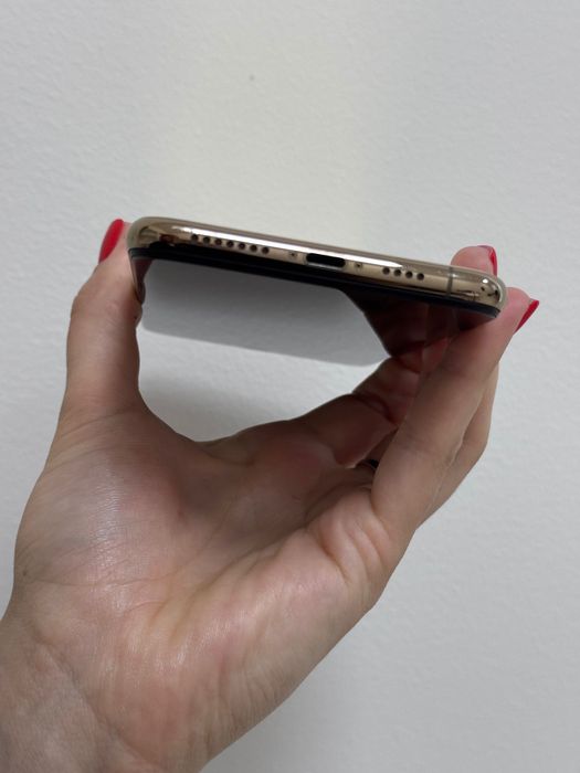 Б/у iPhone XS Max 64