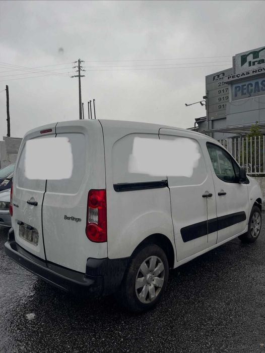 Citroen Berlingo B9 2010 Para peças!