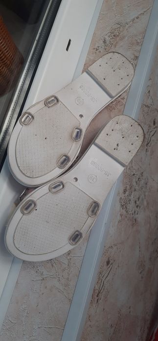 Шлёпанцы, шлёпки