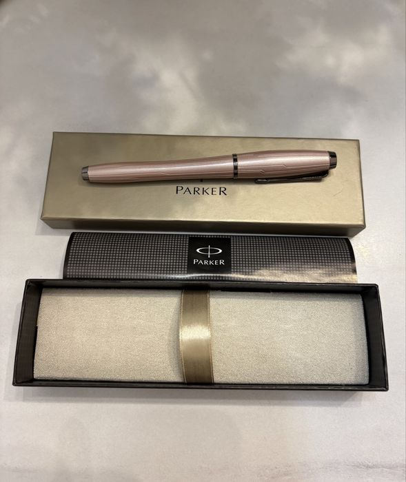 Оригінальна ручка Parker Urban Premium Metalic Pink