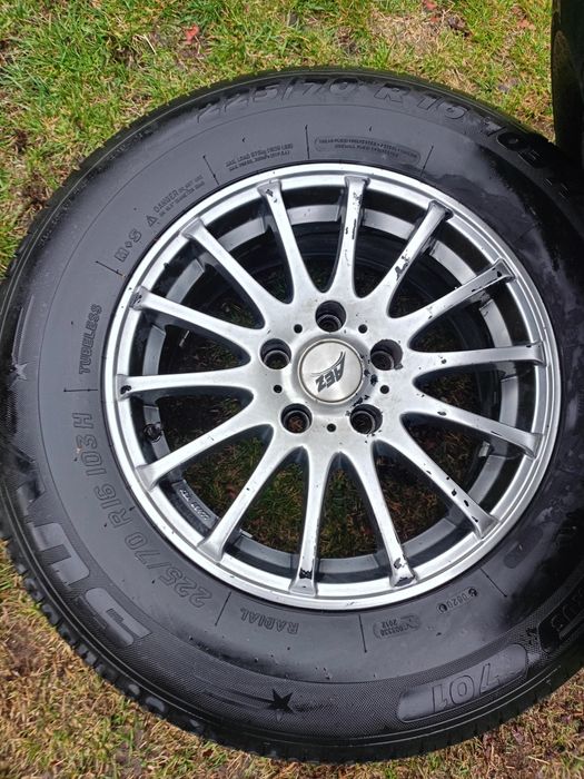 Opony wielosezonowe 225/70 r16 4 sztuki