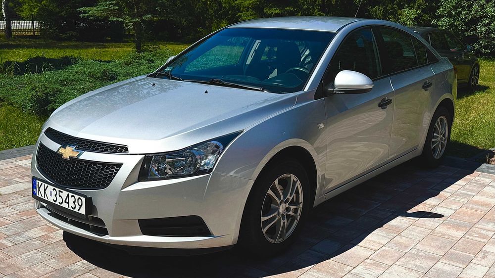 Chevrolet Cruze 1.6 PL Salon