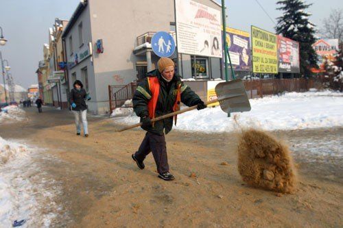 Piasek Dziergowice żółty do murowania piaskownicy cement wapno żwir