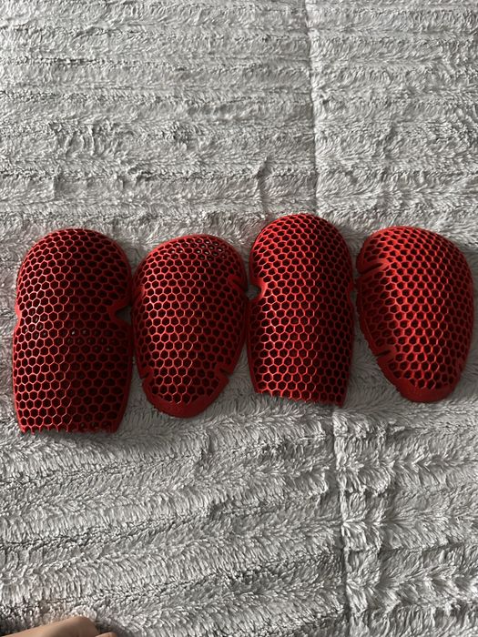 Protesões para calças de moto