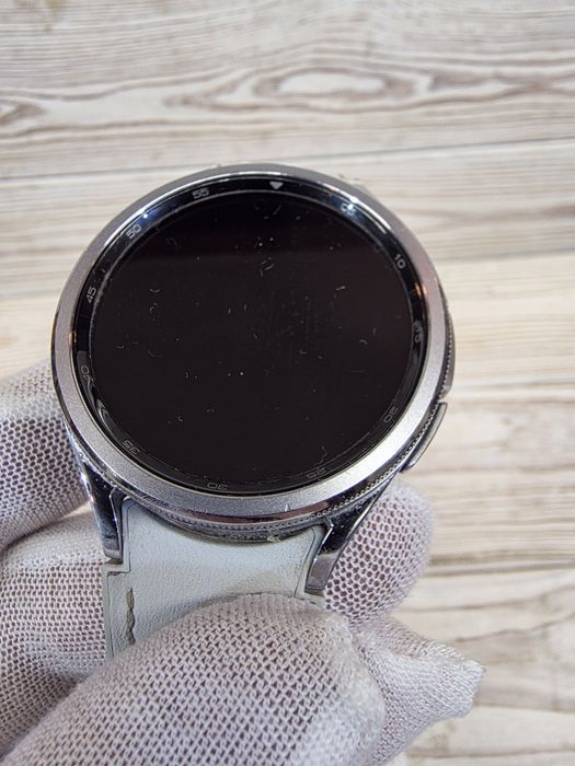 Продам Samsung Galaxy Watch 6 Classic 47 мм.