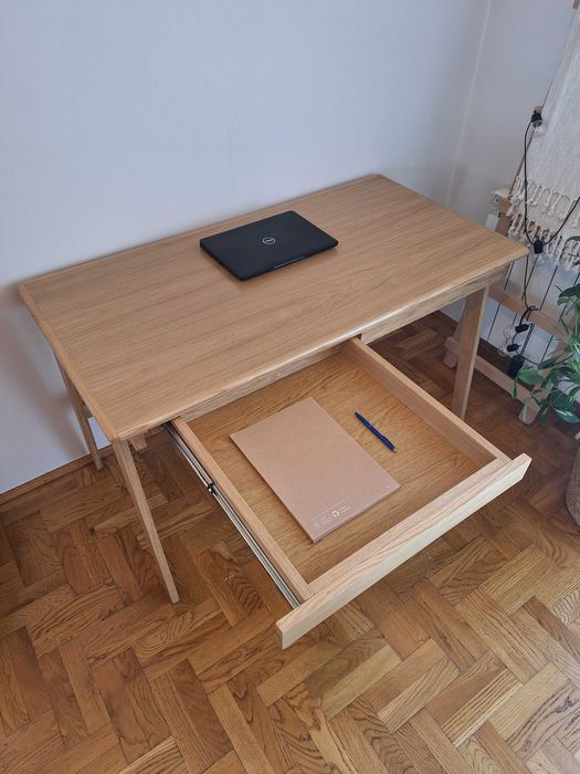 Biurko dębowe 140cm z szufladą (z litego drewna)