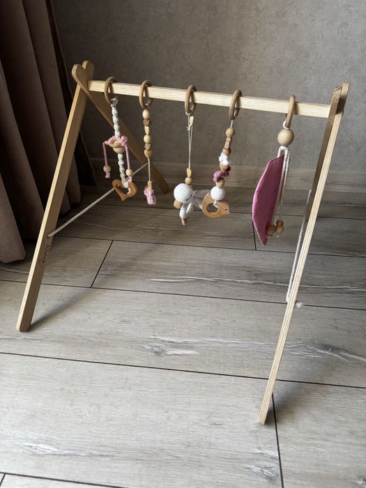 Стійка Монтессорі для немовлят