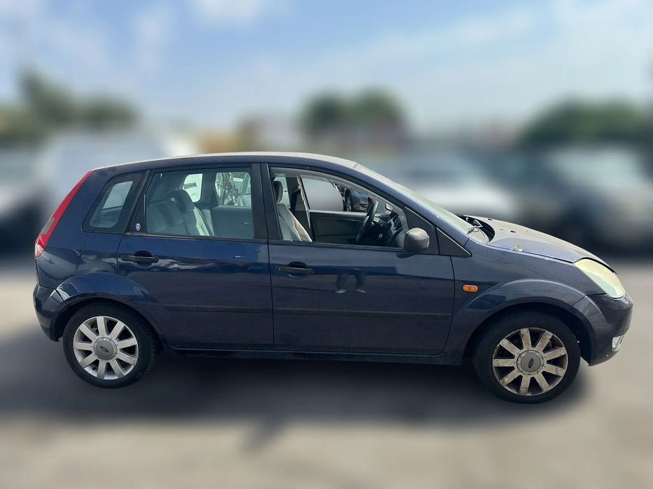 Ford Fiesta V 1.2i de 2003 para peças