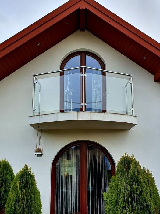 Balustrady ze stali nierdzewnej, malowane i inne.