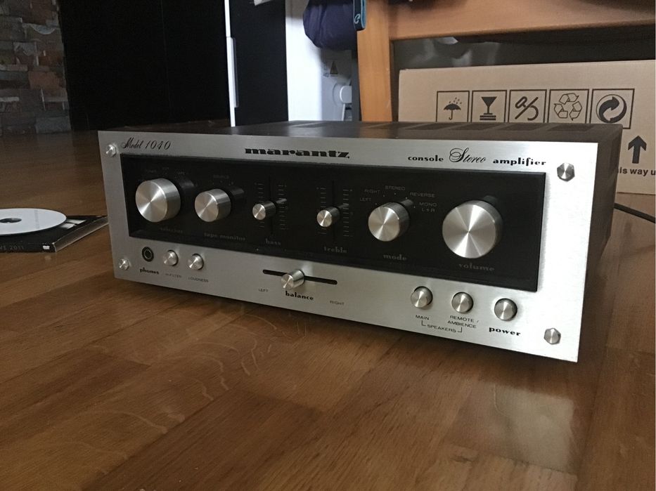 Amplificador Marantz model 1040