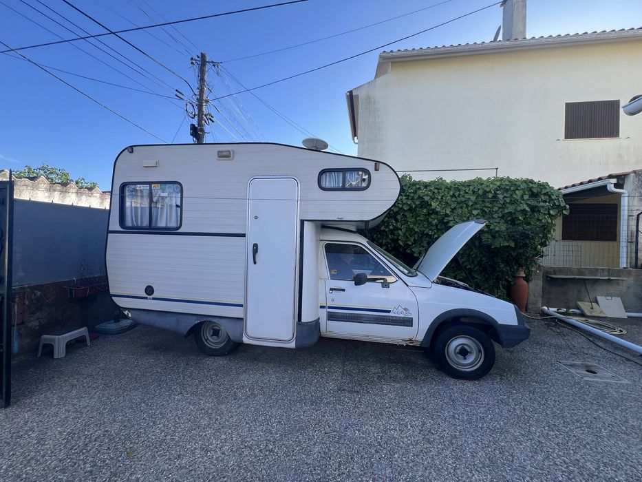Vendo caravana em otimo estado geral