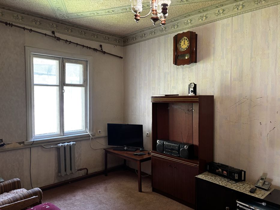 Продам полдома пл. 93м2 в центре пос. Хорошево (20 км от центра Харькова)