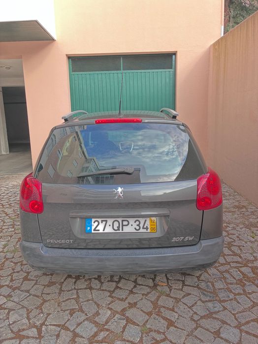 Peugeot 207 -Diesel foto 2