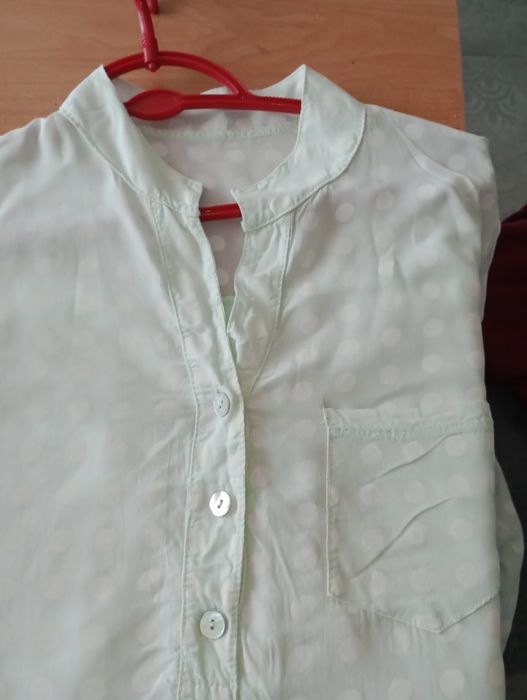 Seledynowa bluzeczka