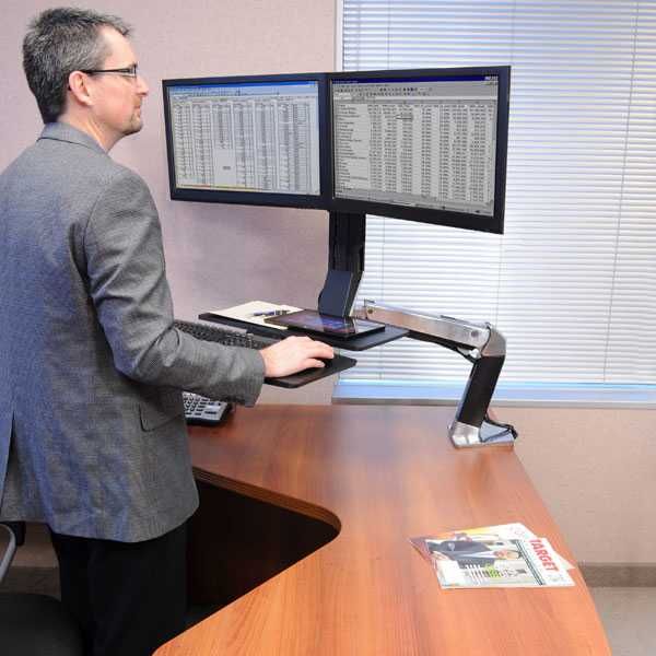 Estação de Trabalho Ajustável para Dois Monitores