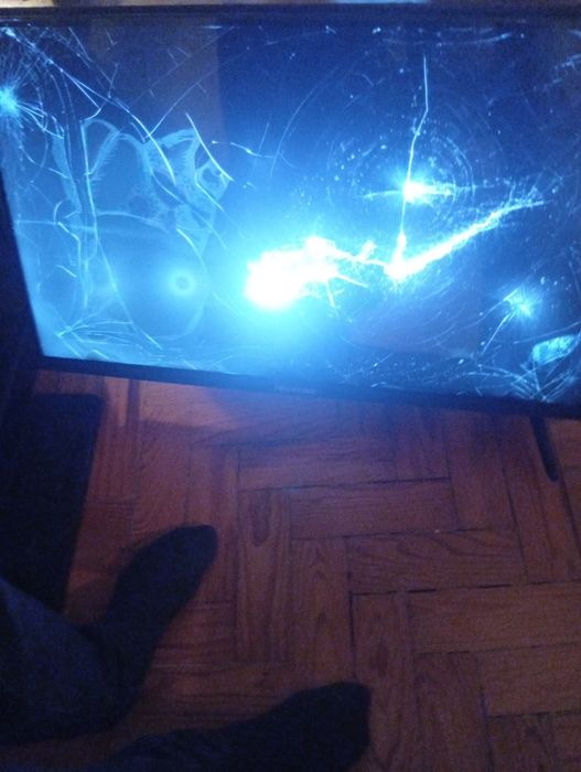 TVs para peças  ou para arranjar