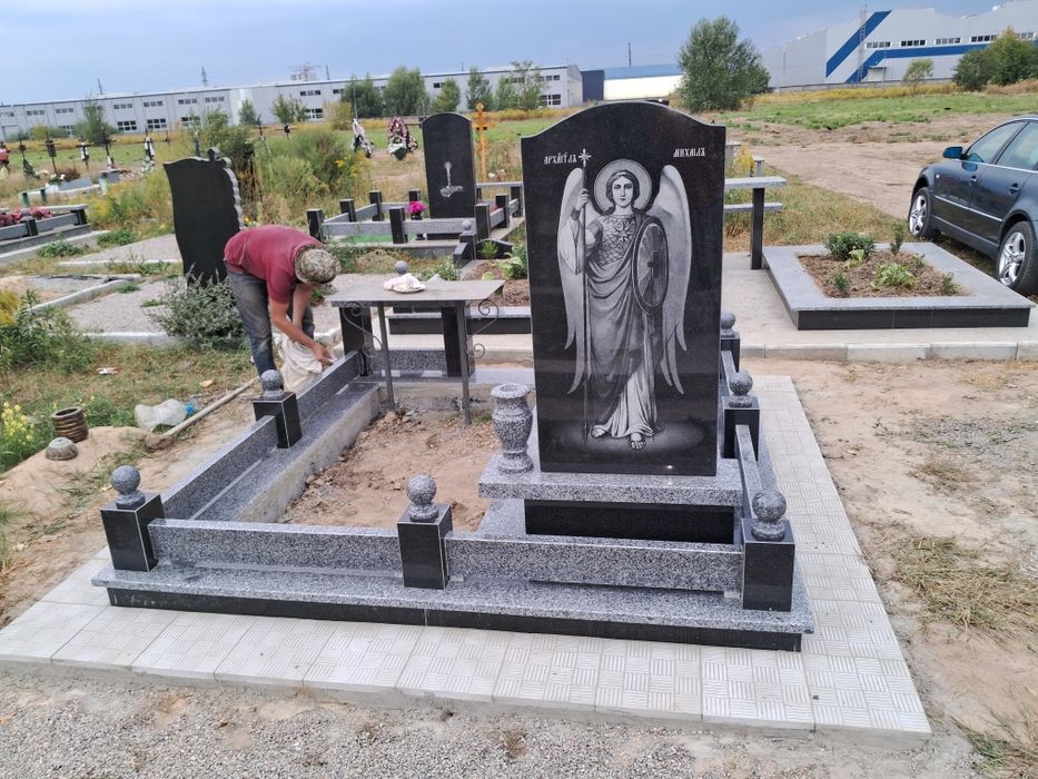 Пам'ятники - Бровари, власне виробництво