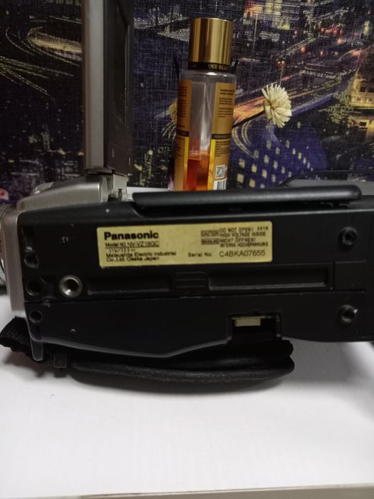 Продам відеокамеру Panasonik