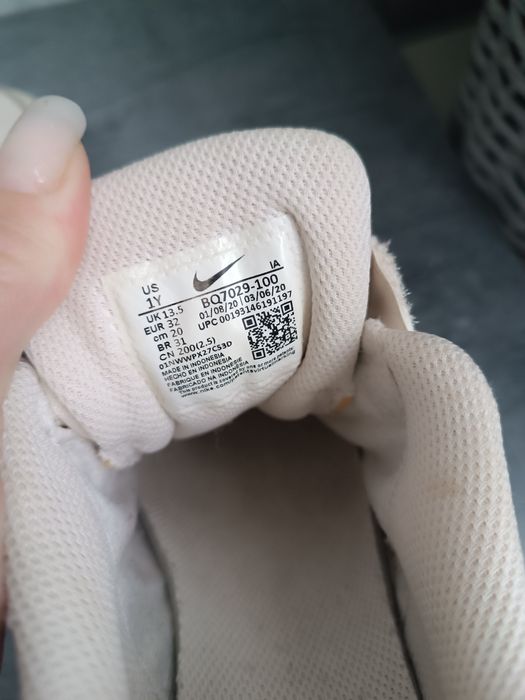 Кросівки nike вінтажні ( 20 ,5 см)