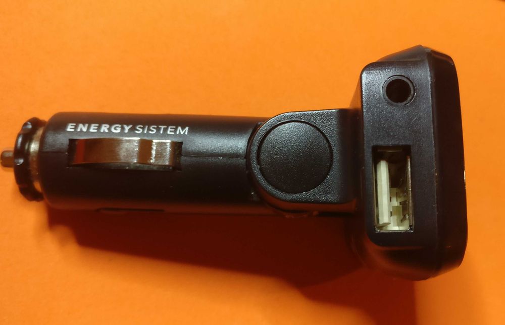 Emissor FM com MP3 para isqueiro de automóvel