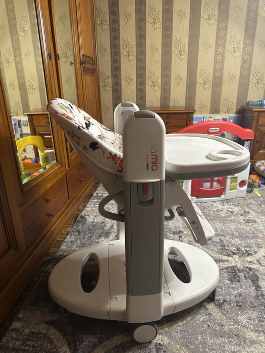 Стульчик для кормления Peg-Perego Tatamia
