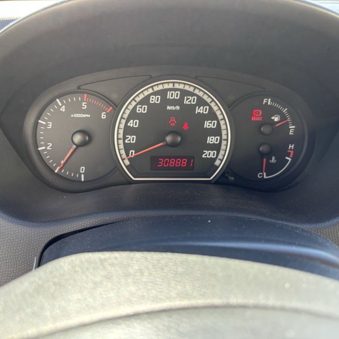 Susuki swift 1.3