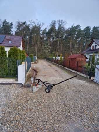 Wózek brukarski do krawężników