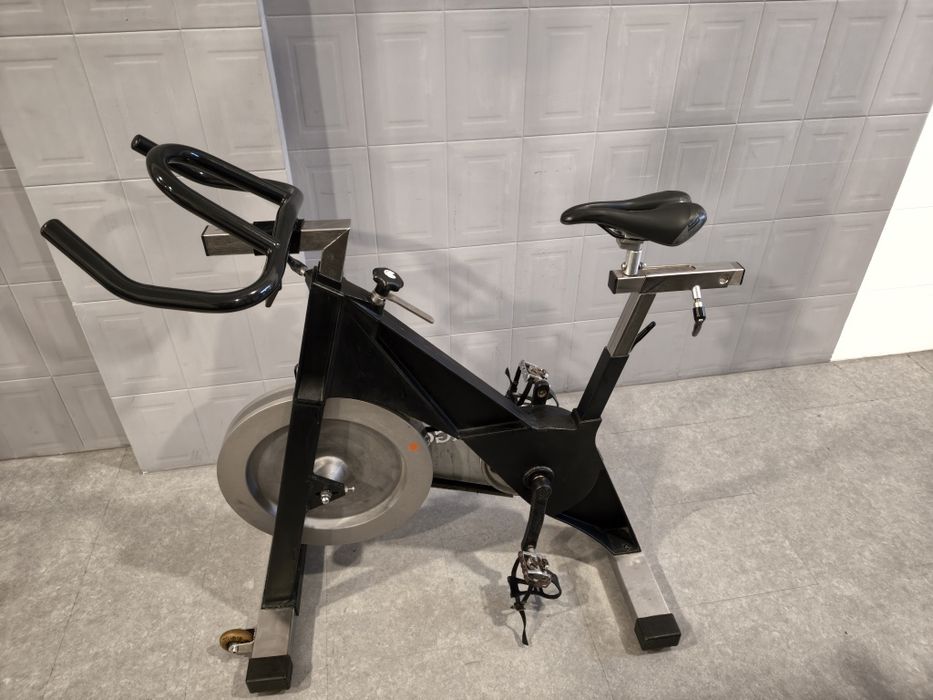 Bicicleta Profissional de indoor Spinning MIC e Ergofit