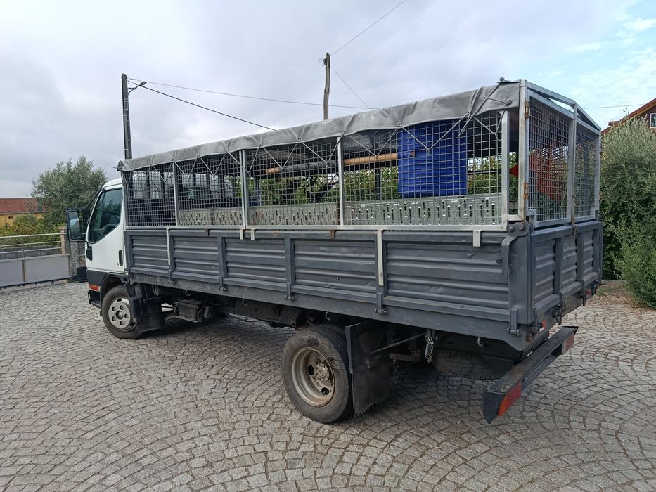 Mitsubishi Canter 2.8 TD — Tri-basculante | Pronta a trabalhar!