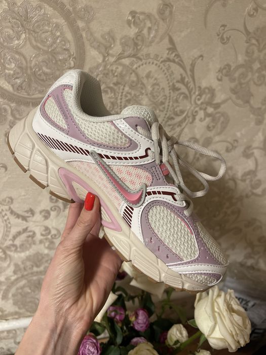 Кросівки nike rnr v5