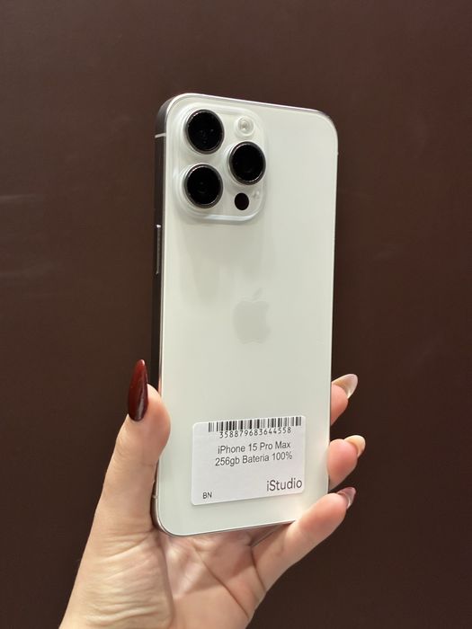 iPhone 15 Pro Max 256GB Tytan Biały- BATERIA 100%- Stan bardzo dobry – Raty 0% – Wysyłka / Odbiór Warszawa GWARANCJA 12 MIESIĘCY!!!