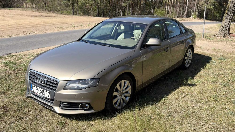 AUDI A4 B8 2.0tdi