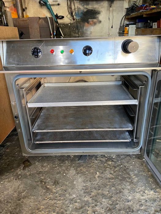 Духовка конвектомат пароконвектомат з Німеччини WIESHEU  7,8 kW