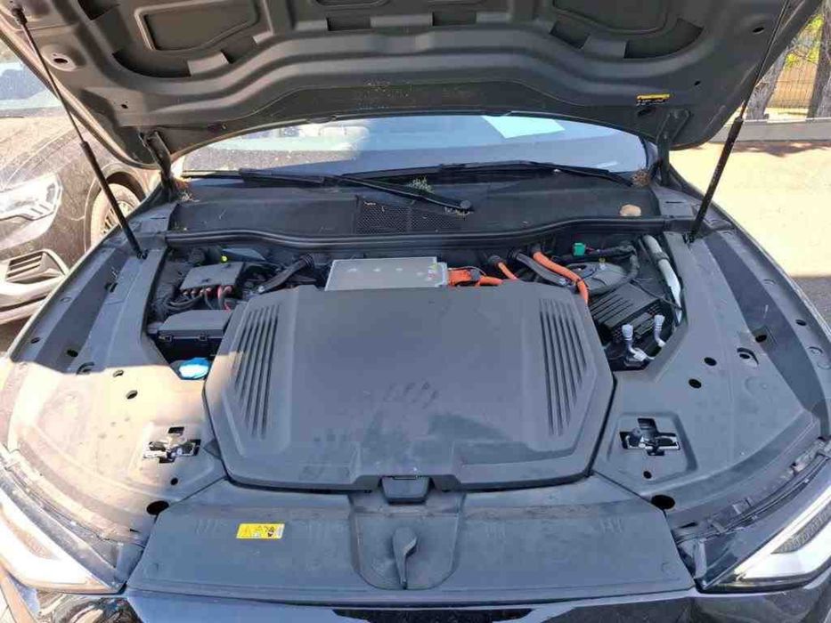 Audi Q8 e-tron Sportback S line quattro