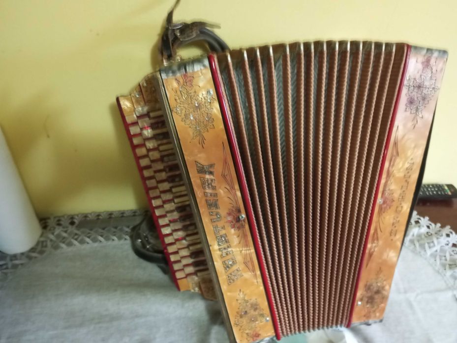 akordeon harmonia trzy rzedowa