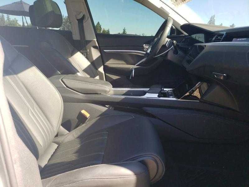 2024 Audi Q8 E-Tron Prestige