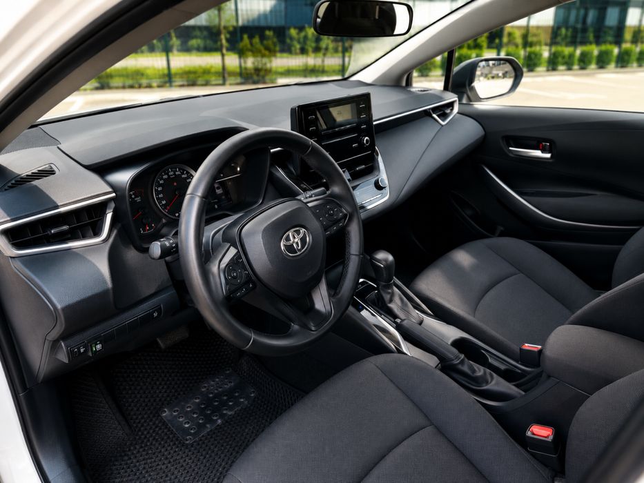 Авто под выкуп до 2 лет Киев Toyota Corolla 2020