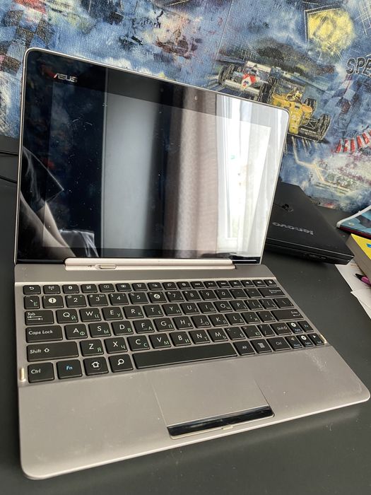 ASUS transformer pad TF300T