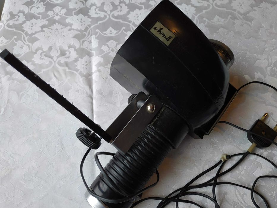 Фотовспышка Луч-М, рабочая