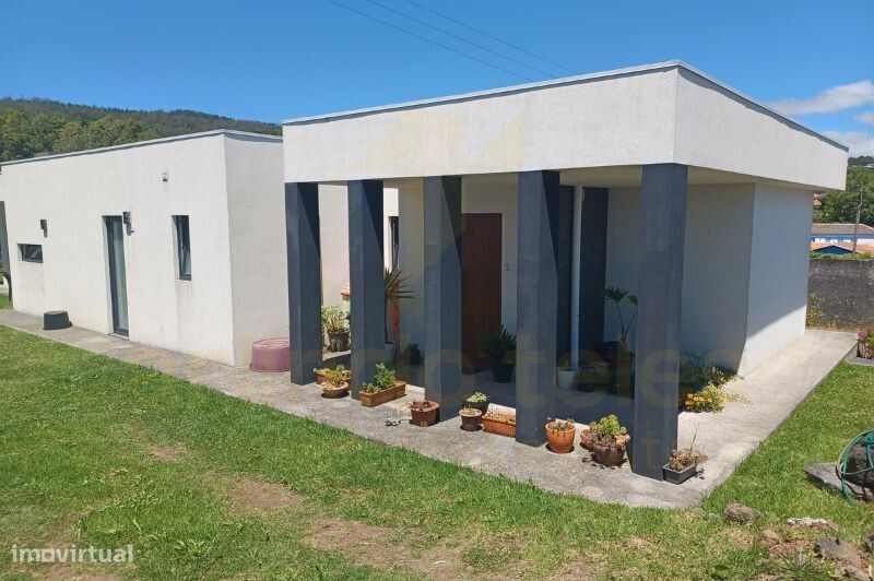 Venda Moradia