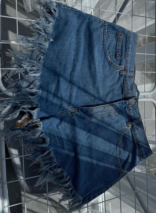 Pull&Bear Джинсові шорти з рваностями