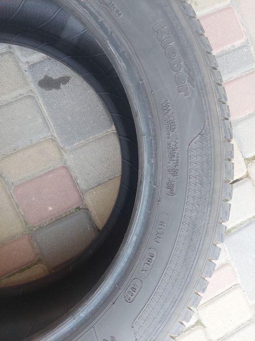 Всесезонна резина Kleber 235 55 17 літня,зимова