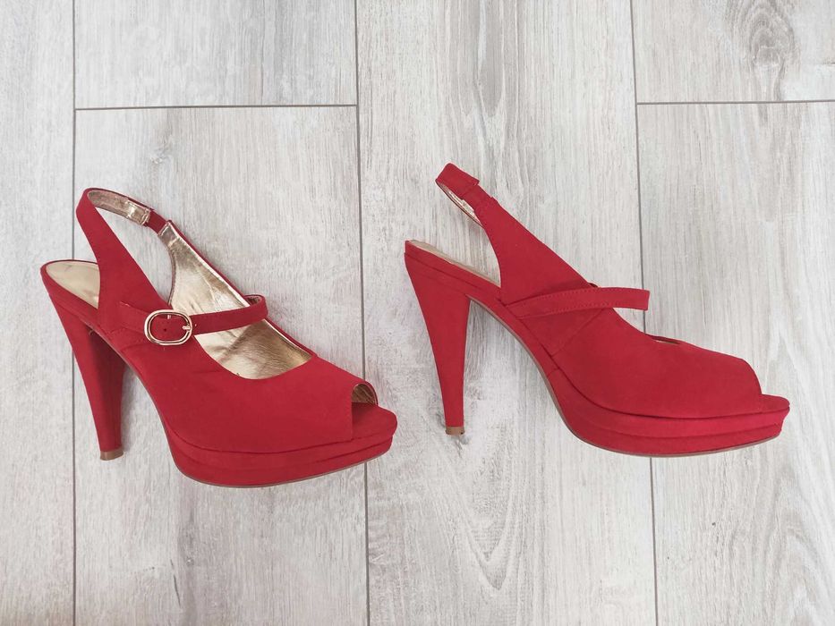 Buty damskie szpilki Catwalk - czerwone