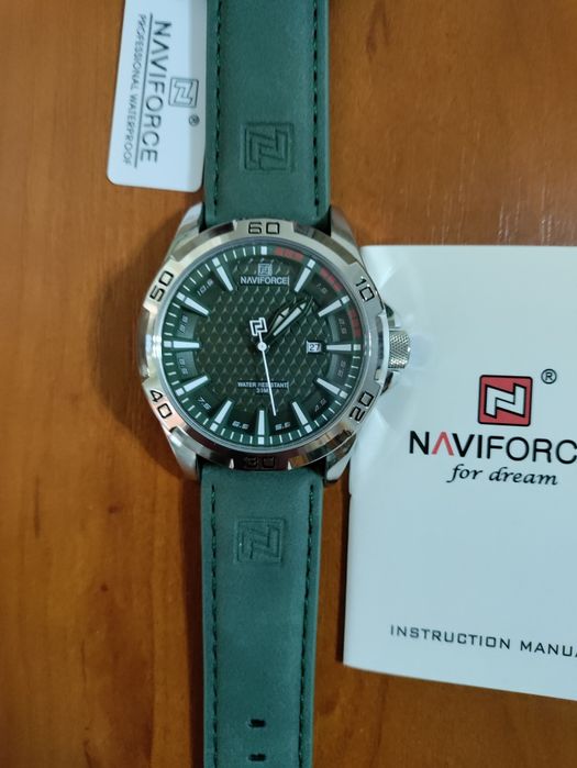 Годинник наручний чоловічий