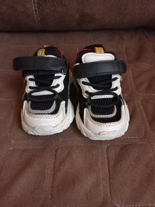 Кросівки дитячі,21 розмір