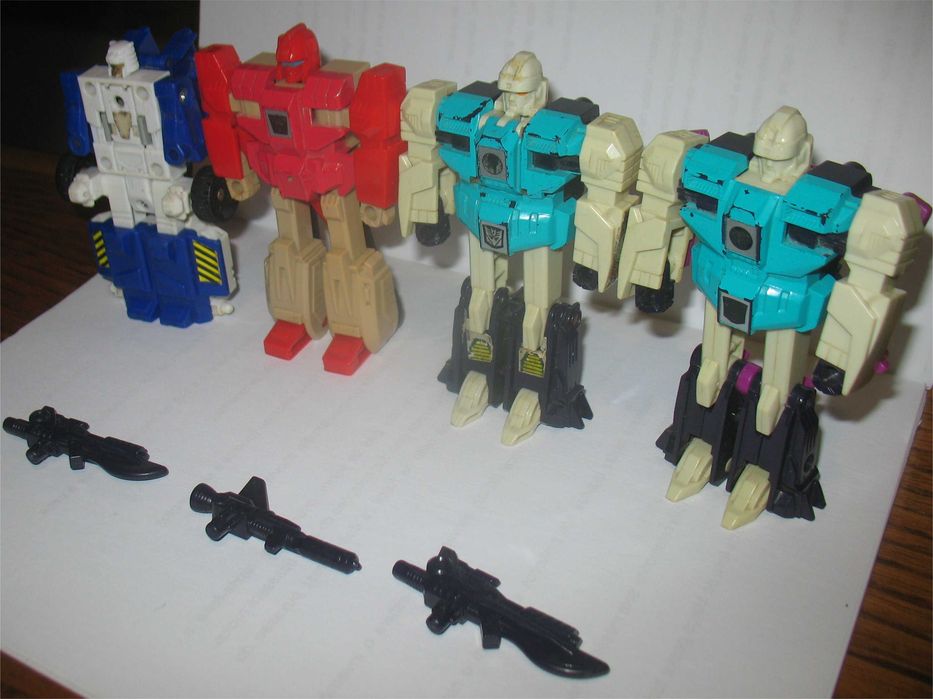 Takara - 4 Transformers dos anos 80